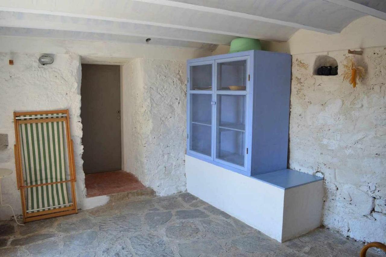 Rectoria De Castellar Βίλα La Vall de Bianya Εξωτερικό φωτογραφία