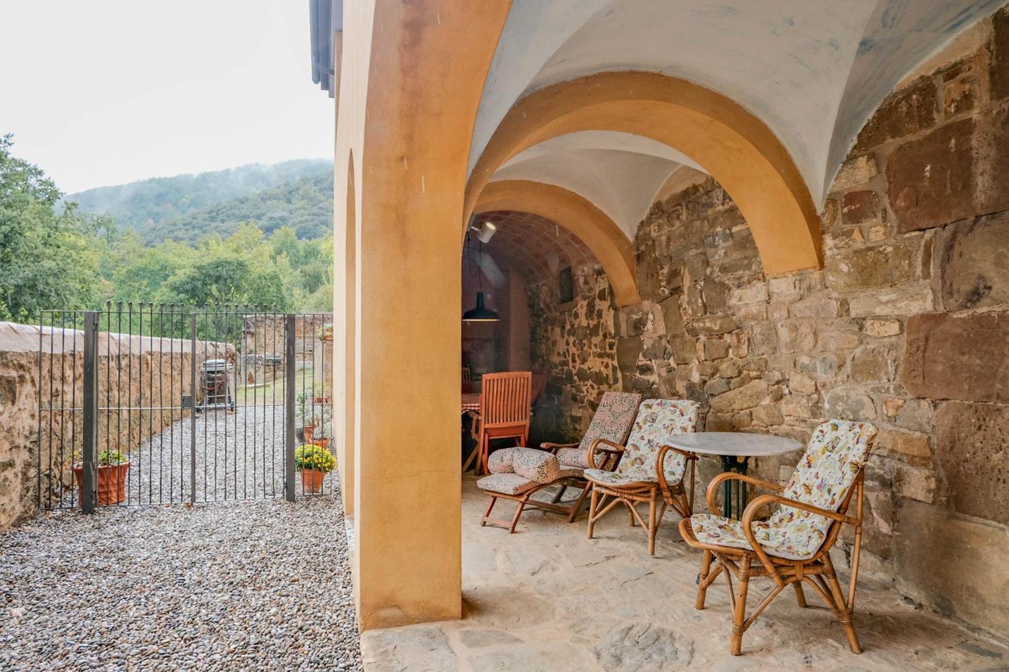 Rectoria De Castellar Βίλα La Vall de Bianya Εξωτερικό φωτογραφία